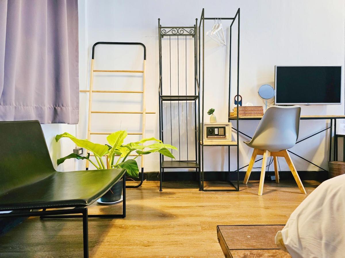 Sherloft Home & Hostel Chiang Mai Luaran gambar