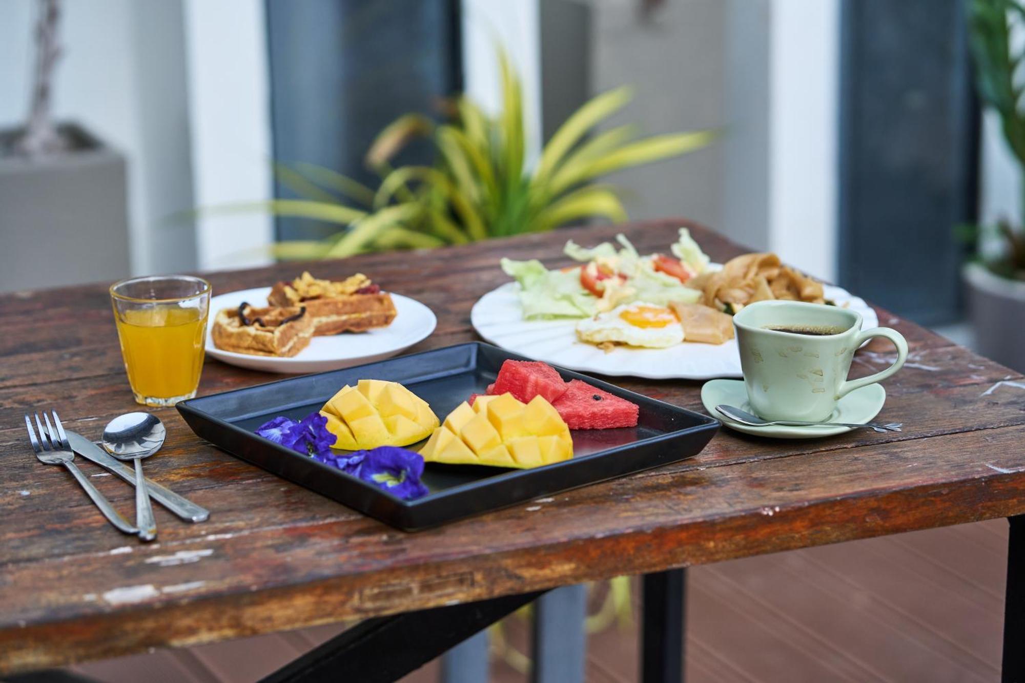 Sherloft Home & Hostel Chiang Mai Luaran gambar