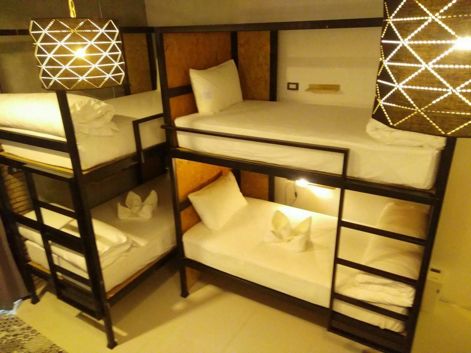 Sherloft Home & Hostel Chiang Mai Luaran gambar