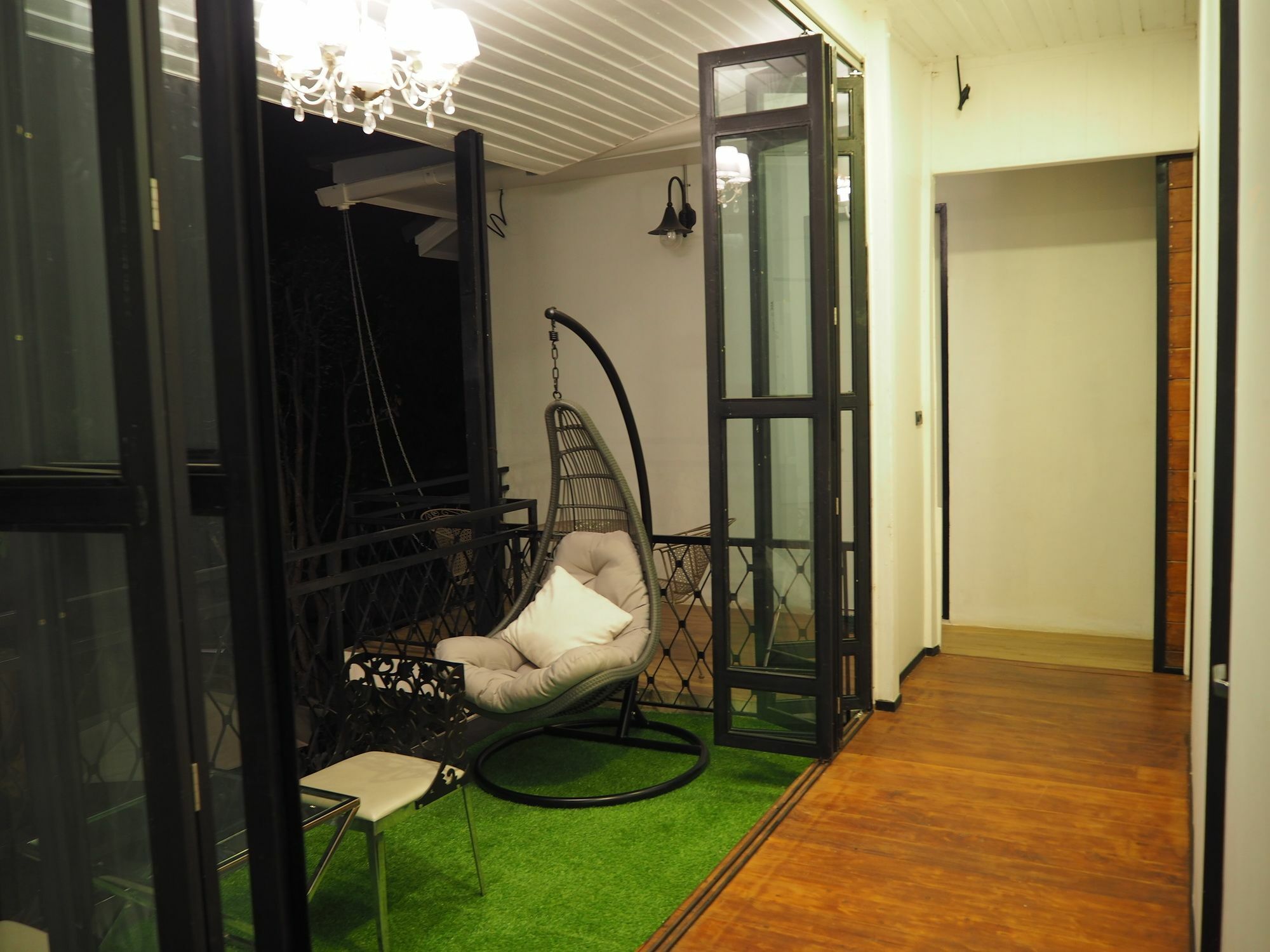 Sherloft Home & Hostel Chiang Mai Luaran gambar