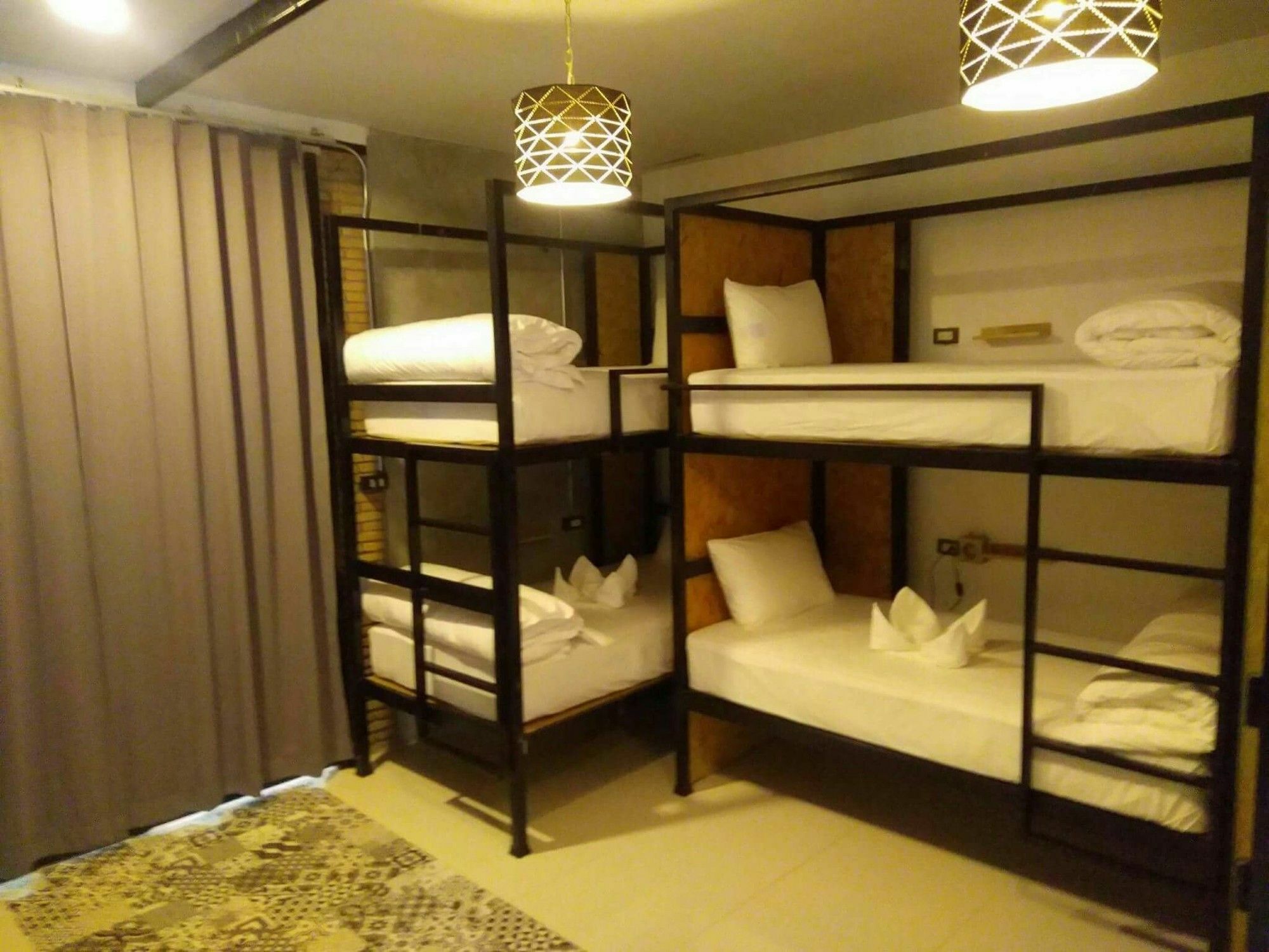 Sherloft Home & Hostel Chiang Mai Luaran gambar